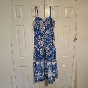 Stunning Farm Rio maxi dress blue and white flowers. Size M